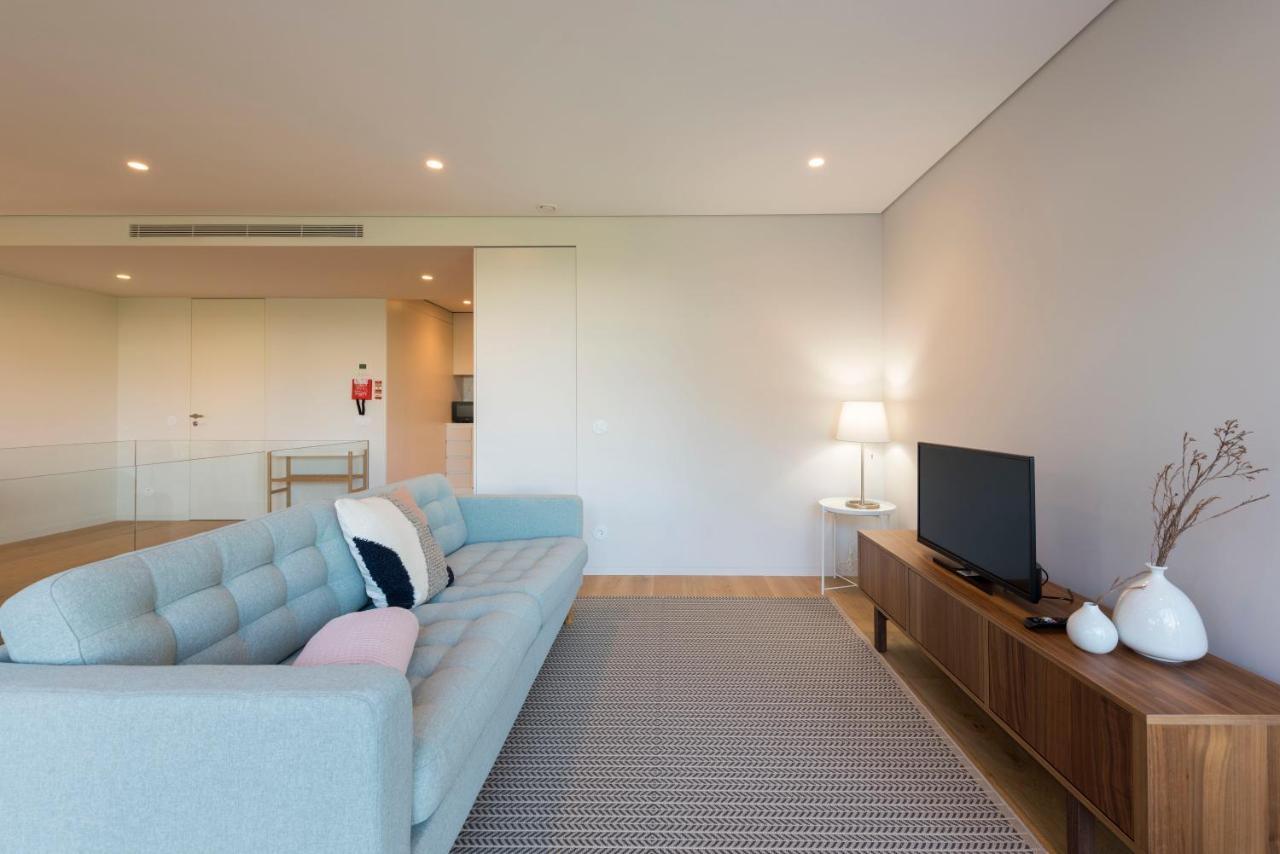 Lovelystay - Primrose 2Br Flat With Free Parking, Ac And Balcony Порто Екстериор снимка