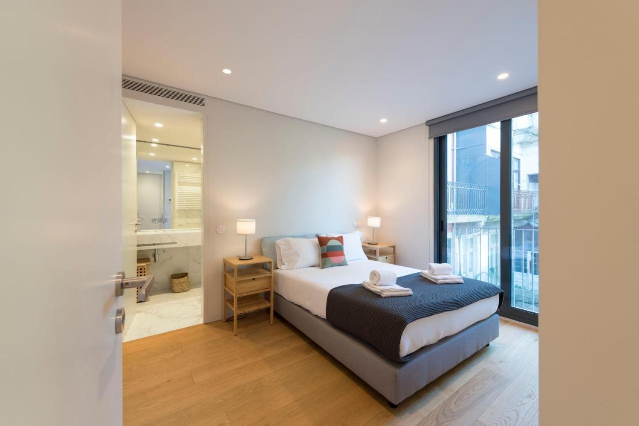 Lovelystay - Primrose 2Br Flat With Free Parking, Ac And Balcony Порто Екстериор снимка