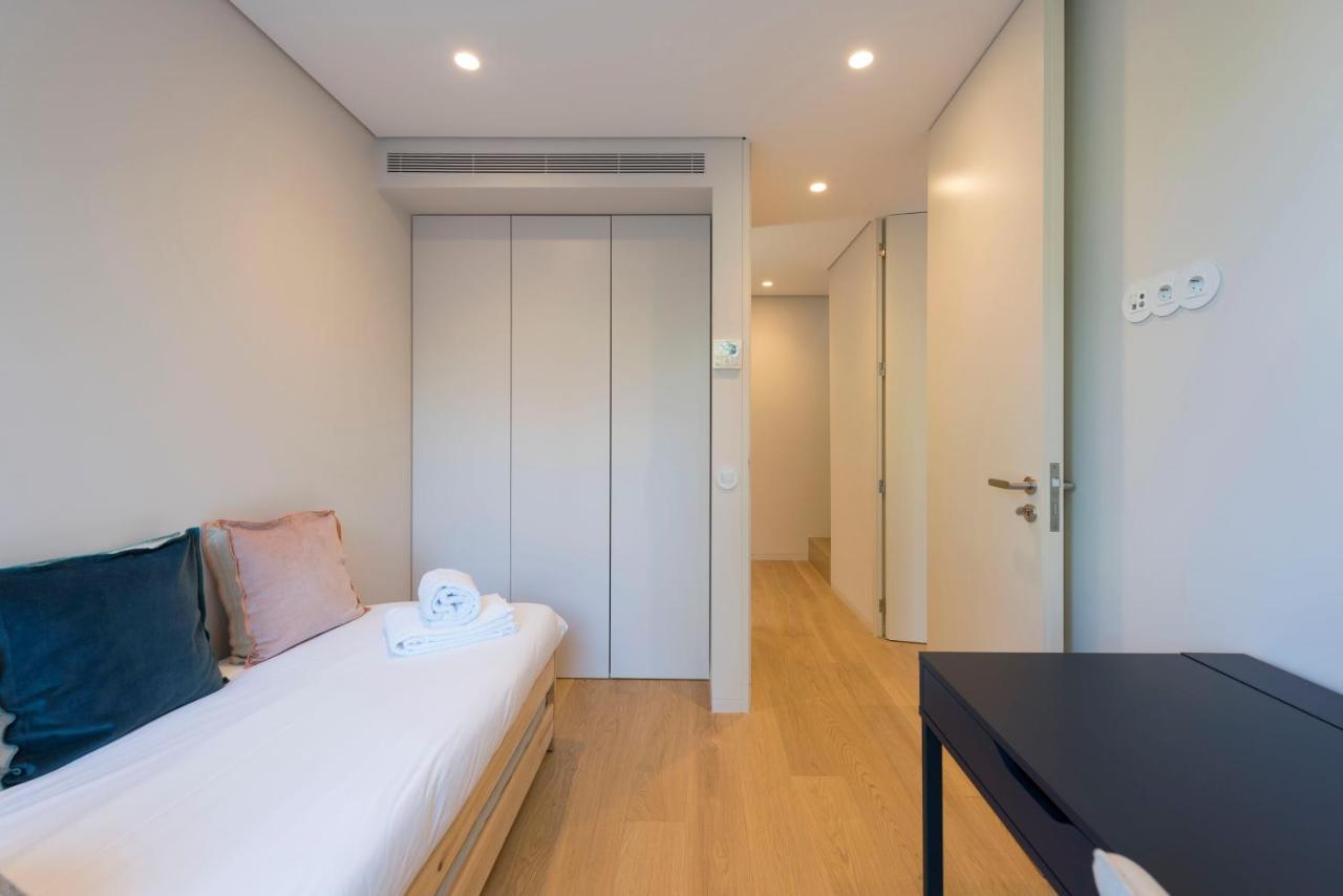 Lovelystay - Primrose 2Br Flat With Free Parking, Ac And Balcony Порто Екстериор снимка